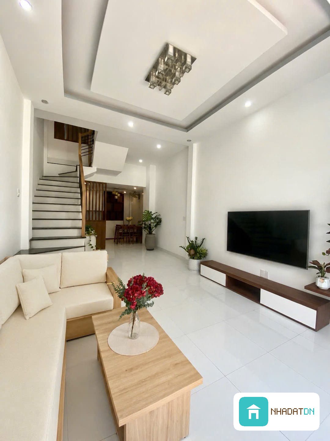 🔥 NHÀ ĐẸP FULL NỘI THẤT – 3 TẦNG HIỆN ĐẠI – CHỈ XÁCH VALI VÀO Ở 🔥